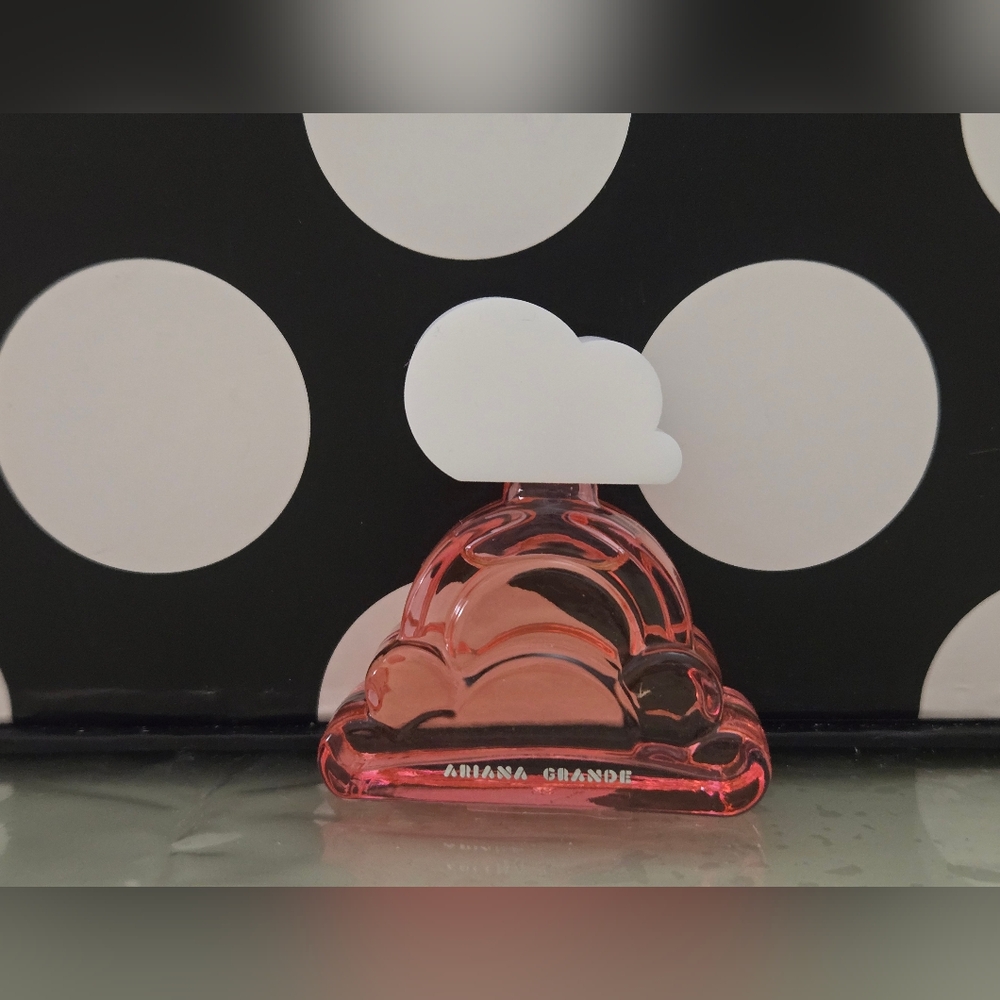 ✨️AG Cloud Pink EDP MINI✨️